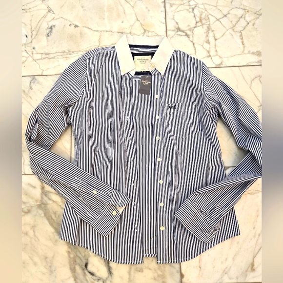 Abercrombie & Fitch Tops - Abercrombue Women's Striped Blue and White Shirt